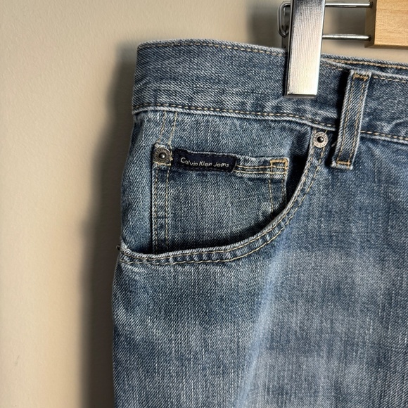 Calvin Klein Jeans Men's Denim Straight Cut Regular Wash Blue Jeans Size Tag: 36 - Picture 3 of 15